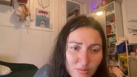 Elle online show from April 2026 10:01:02 PM