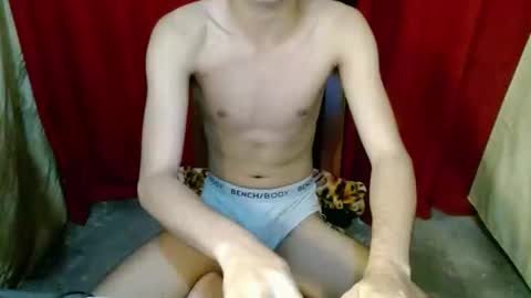 Snapshot of twink_cristian27 chatting on November 2025 05:34:02 PM twink_cristian27 online show from November 2025 05:34:02 PM