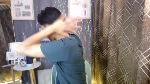 Snapshot of twink_hairyass69 chatting on December 2024 12:35:01 PM Aladin online show from December 2024 12:35:01 PM