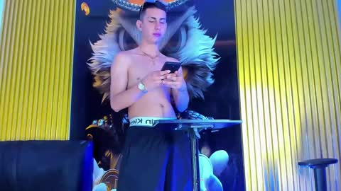 twink_scott19 online show from September 2025 11:31:02 PM