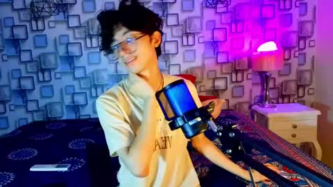 Snapshot of twink_sebas7 chatting on April 2026 12:14:01 PM Sebastin online show from April 2026 12:14:01 PM