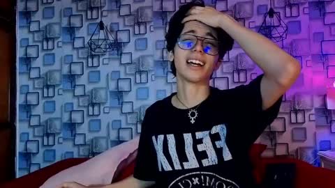 Snapshot of twink_sebas7 chatting on May 2026 12:24:01 PM Sebastin online show from May 2026 12:24:01 PM