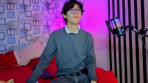 Snapshot of twink_sebas7 chatting on May 2026 12:23:02 PM Sebastin online show from May 2026 12:23:02 PM