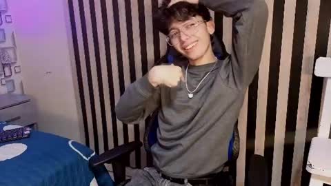 Snapshot of twink_sebas7 chatting on July 2026 12:29:02 PM Sebastin online show from July 2026 12:29:02 PM