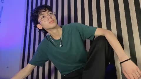 Snapshot of twink_sebas7 chatting on July 2026 12:22:02 PM Sebastin online show from July 2026 12:22:02 PM