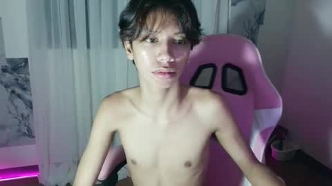 Snapshot of twink_sunny chatting on July 2026 05:15:02 PM sunny online show from July 2026 05:15:02 PM