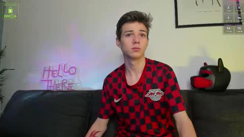 Snapshot of twinkguy_slim chatting on September 2025 04:30:01 PM Viego Pattel online show from September 2025 04:30:01 PM