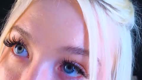 twinklefluff online show from March 2025 10:48:01 AM