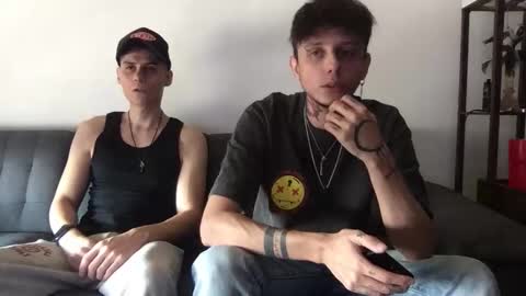 Derrick online show from January 2026 07:52:01 PM