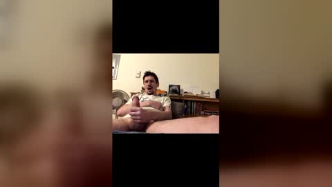 TwinkyMcgee online show from November 2025 08:04:01 AM