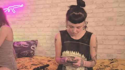 Snapshot of twins_terror chatting on May 2026 02:55:02 PM Sin and Skin online show from May 2026 02:55:02 PM