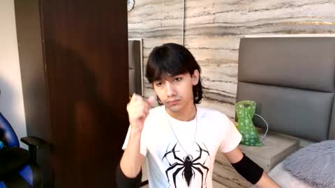 twinslovers_ online show from November 2025 03:53:02 AM