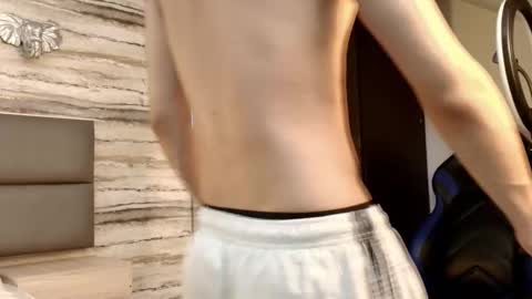 twinslovers_ online show from February 2026 03:32:02 AM