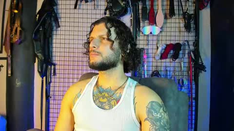 Clio  Tadeo online show from March 2025 04:41:01 AM