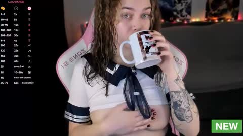 Snapshot of twixi_pixxie chatting on February 2025 07:08:02 PM your Twixi online show from February 2025 07:08:02 PM