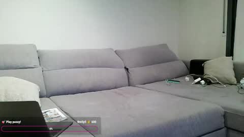 two_hot_to_handle online show from February 2026 08:14:02 PM