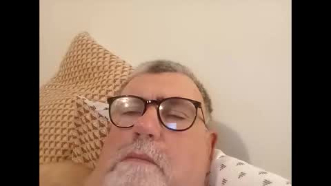 twohats2810 online show from February 2026 07:25:02 PM