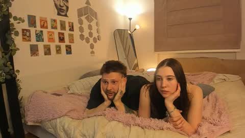 twoinframe online show from February 2026 02:57:01 PM