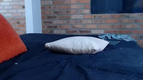 Snapshot of twonaugthy77 chatting on November 2025 01:08:01 AM Angel online show from November 2025 01:08:01 AM