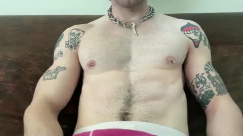 Snapshot of twunkymikey chatting on April 2026 08:10:01 PM twunkymikey online show from April 2026 08:10:01 PM