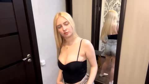 Grace online show from October 2025 04:11:01 PM