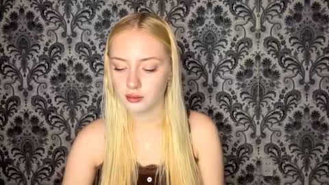 Grace online show from December 2025 03:21:01 PM