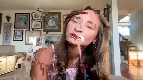 Snapshot of tylababyy chatting on September 2025 12:44:02 AM tylababyy online show from September 2025 12:44:02 AM