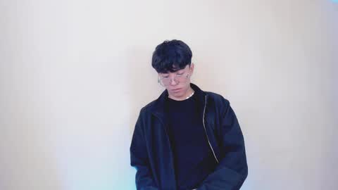 Tylhugedoom online show from January 2025 02:23:01 PM