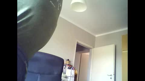 Snapshot of tyradi1991 chatting on January 2025 10:31:02 AM tyradi1991 online show from January 2025 10:31:02 AM