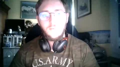 Snapshot of tytybout chatting on March 2026 06:01:01 PM Tytybout online show from March 2026 06:01:01 PM