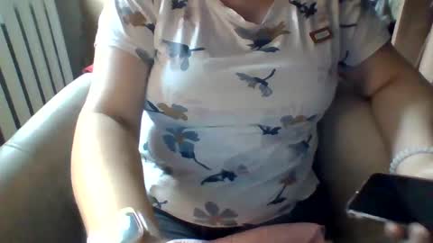 Tyuoooy3s online show from September 2025 02:21:01 PM