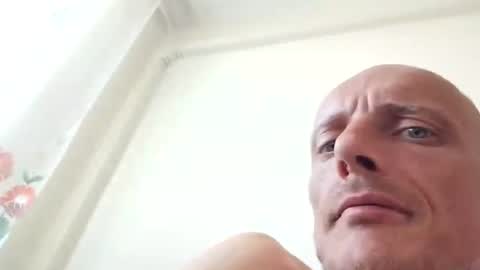PankeszCsabesztoo online show from June 2026 09:14:02 AM