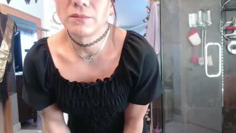 Azelia B online show from December 2025 10:14:01 PM