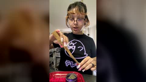 ubeflavoredcherry online show from March 2026 04:34:02 PM