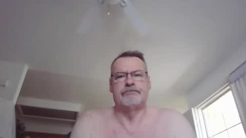 Snapshot of ubermann81 chatting on March 2026 09:08:01 PM Ubes online show from March 2026 09:08:01 PM