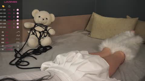 Lili online show from February 2025 02:06:02 AM