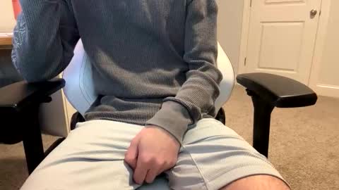 Love Lain online show from February 2026 02:08:02 AM