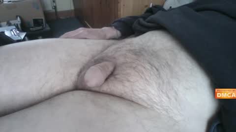 Hairy UK guy online show from January 2025 10:45:01 AM