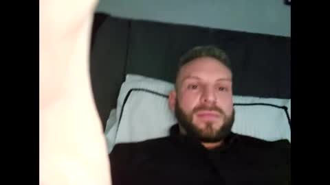 Snapshot of ukbjcouple chatting on November 2025 12:15:01 PM Bigbob online show from November 2025 12:15:01 PM