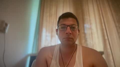 Snapshot of ukhalid82 chatting on July 2026 11:28:01 AM ukhalid82 online show from July 2026 11:28:01 AM