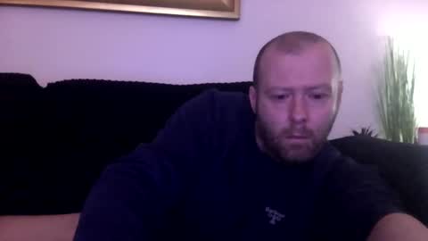 ukmatty3 online show from March 2025 03:50:01 AM