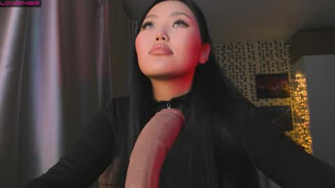 uko sa online show from December 2025 04:58:01 PM