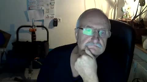 Snapshot of ulli44 chatting on February 2026 11:41:02 PM Ulrich online show from February 2026 11:41:02 PM