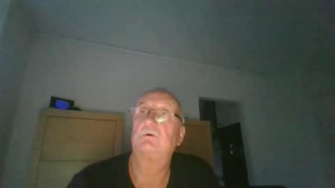 Snapshot of ulli44 chatting on May 2026 07:08:01 PM Ulrich online show from May 2026 07:08:01 PM