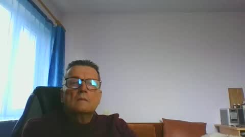 ulmeni4 online show from December 2024 11:19:01 AM