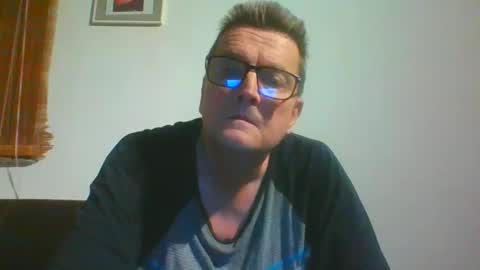 ulmeni4 online show from December 2024 10:23:01 PM
