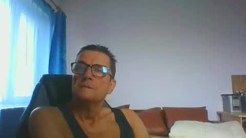 ulmeni4 online show from October 2025 06:03:01 AM