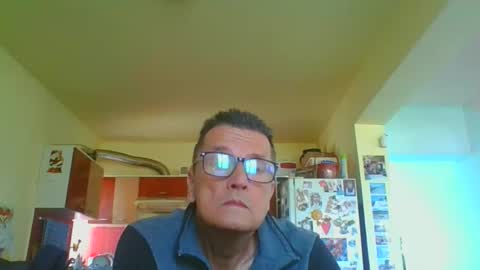 ulmeni4 online show from April 2026 08:30:02 AM