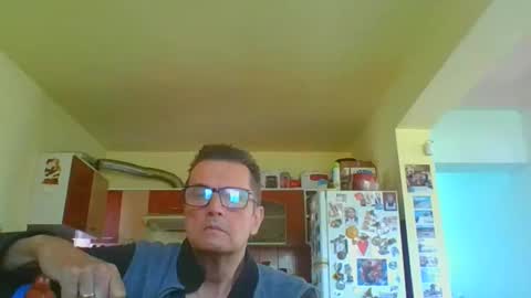 ulmeni4 online show from May 2026 11:51:01 AM