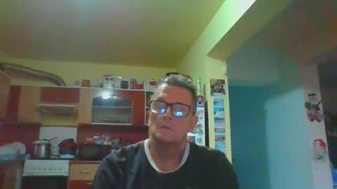 ulmeni4 online show from May 2026 06:14:01 PM